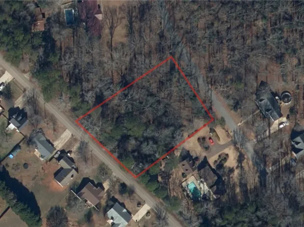 352 Driftwood Dr, Piedmont, SC 29673