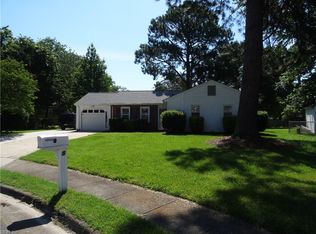 5 Eberly Ter, Hampton, VA 23669