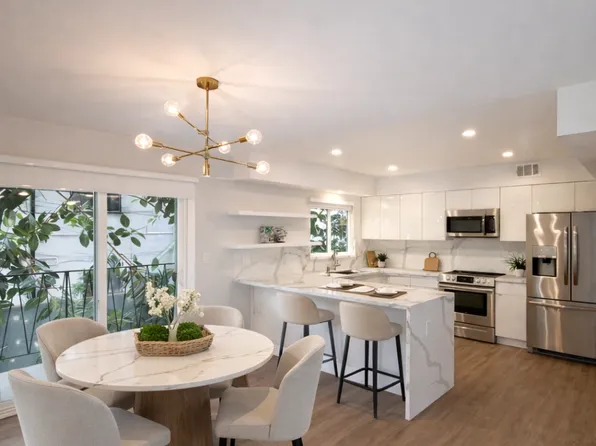 925 N San Vicente Blvd #2C, West Hollywood, CA 90069