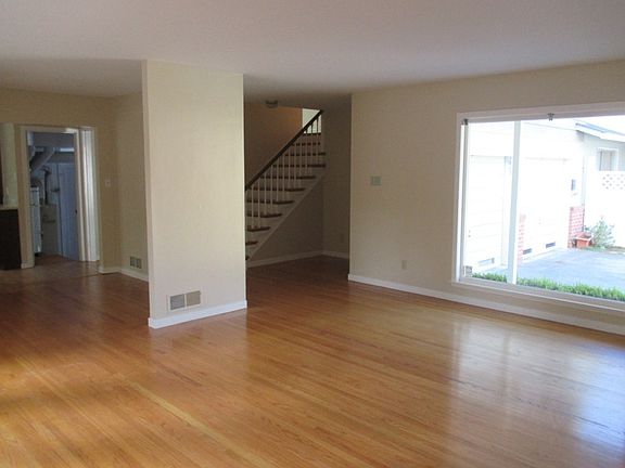 3rd image of 1138 Marcussen Dr