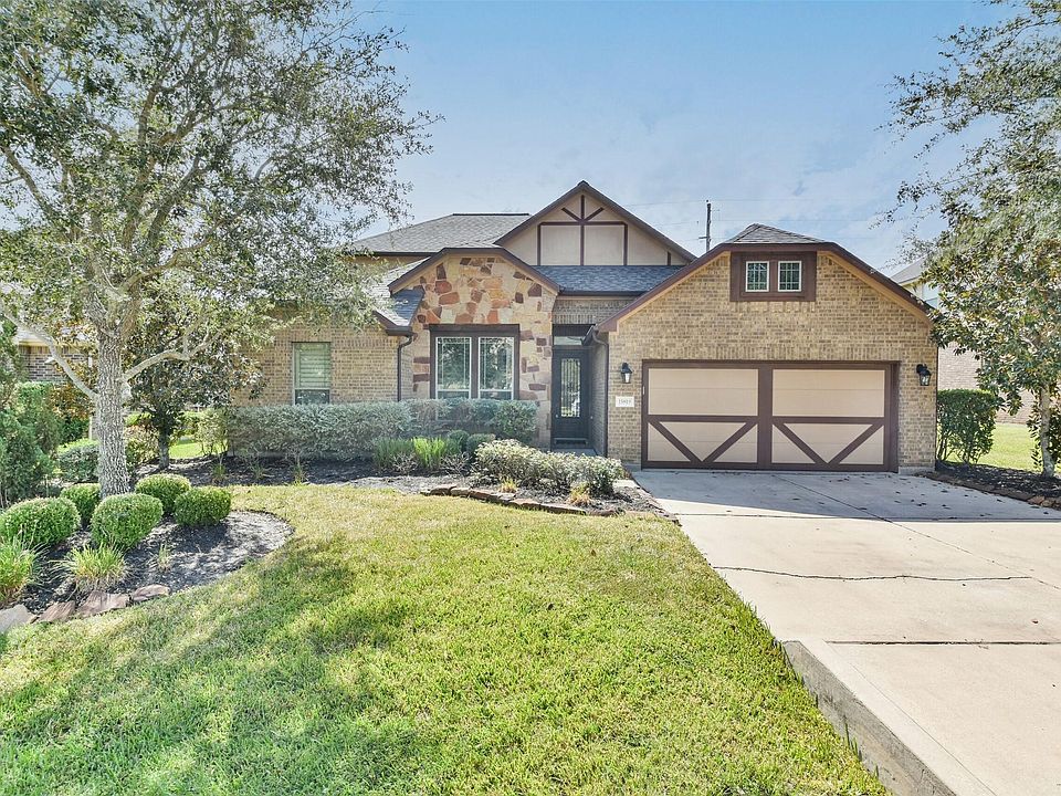 1st image of 15819 Pine Country Blvd