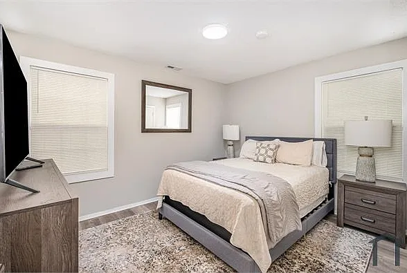 535 W Craighead Rd — Photo 7