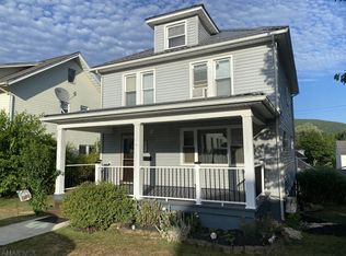 611 E Bell Ave, Altoona, PA 16602