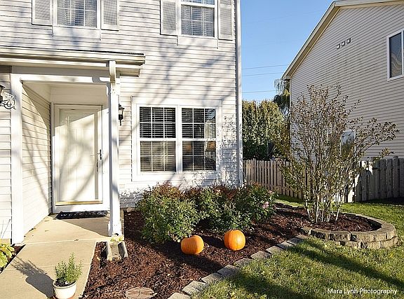 2nd image of 2522 Stonybrook Dr