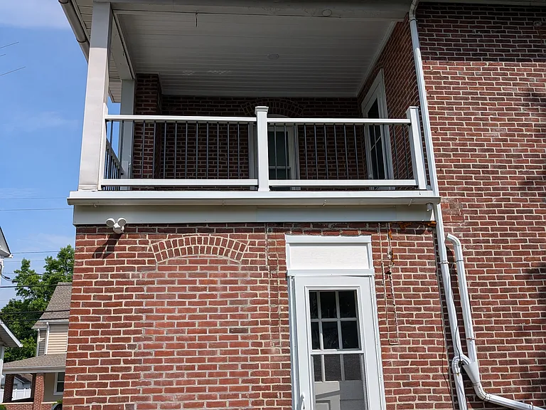 214 W Broad St #1 — Photo 2