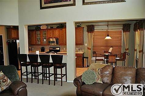 4th image of 2715 Honey Suckle Dr