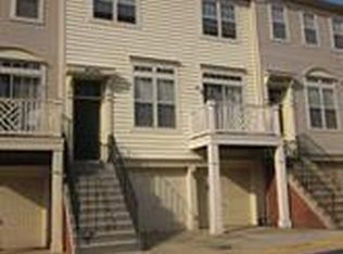 46344 Pryor Sq #120, Sterling, VA 20165