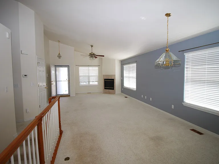 1175 Hill Mesa Ct — Photo 3