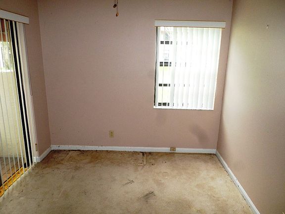 3rd image of 2101 Congressional Way