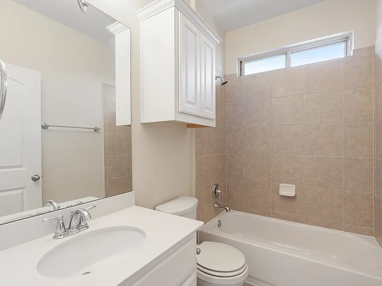 2428 Granite Hill Dr — Photo 66