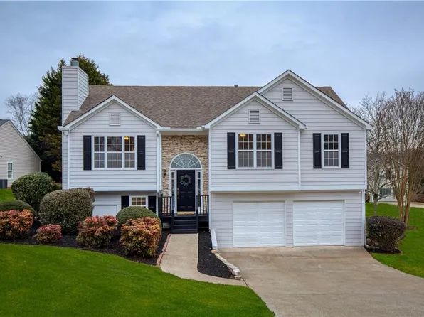 8440 River Bluff Pl, Ball Ground, GA 30107