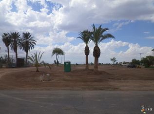 402 S Glenwood Dr, El Centro, CA 92243