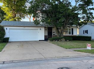 339 33rd Avenue Ct, East Moline, IL 61244