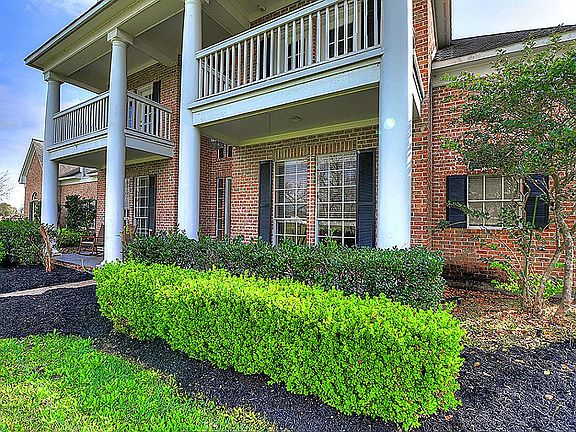5th image of 4102 River Forest Dr