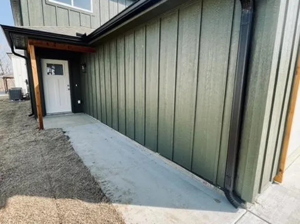 223 S Fairland Ave, Coweta, OK 74429