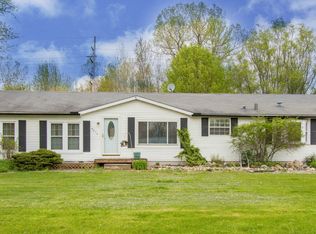8270 Oakville Waltz Rd, Belleville, MI 48111
