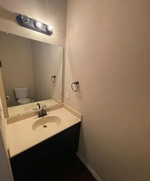 118 Creekside Villa Dr — Photo 8
