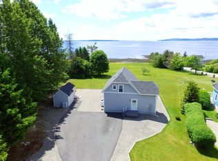 5 Ludwig Ln, Searsport, ME 04974