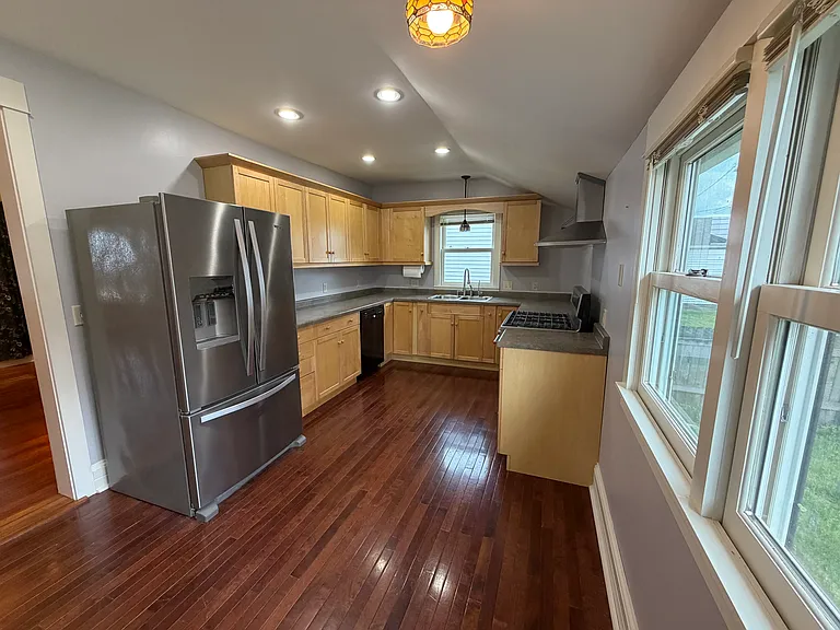 407 N Washington St — Photo 10