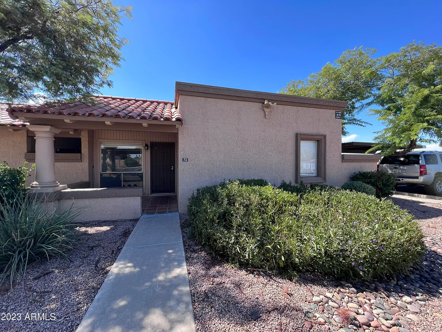 2 bed, 2.0 bath, 1075 sqft, $1,695 — Photo 2