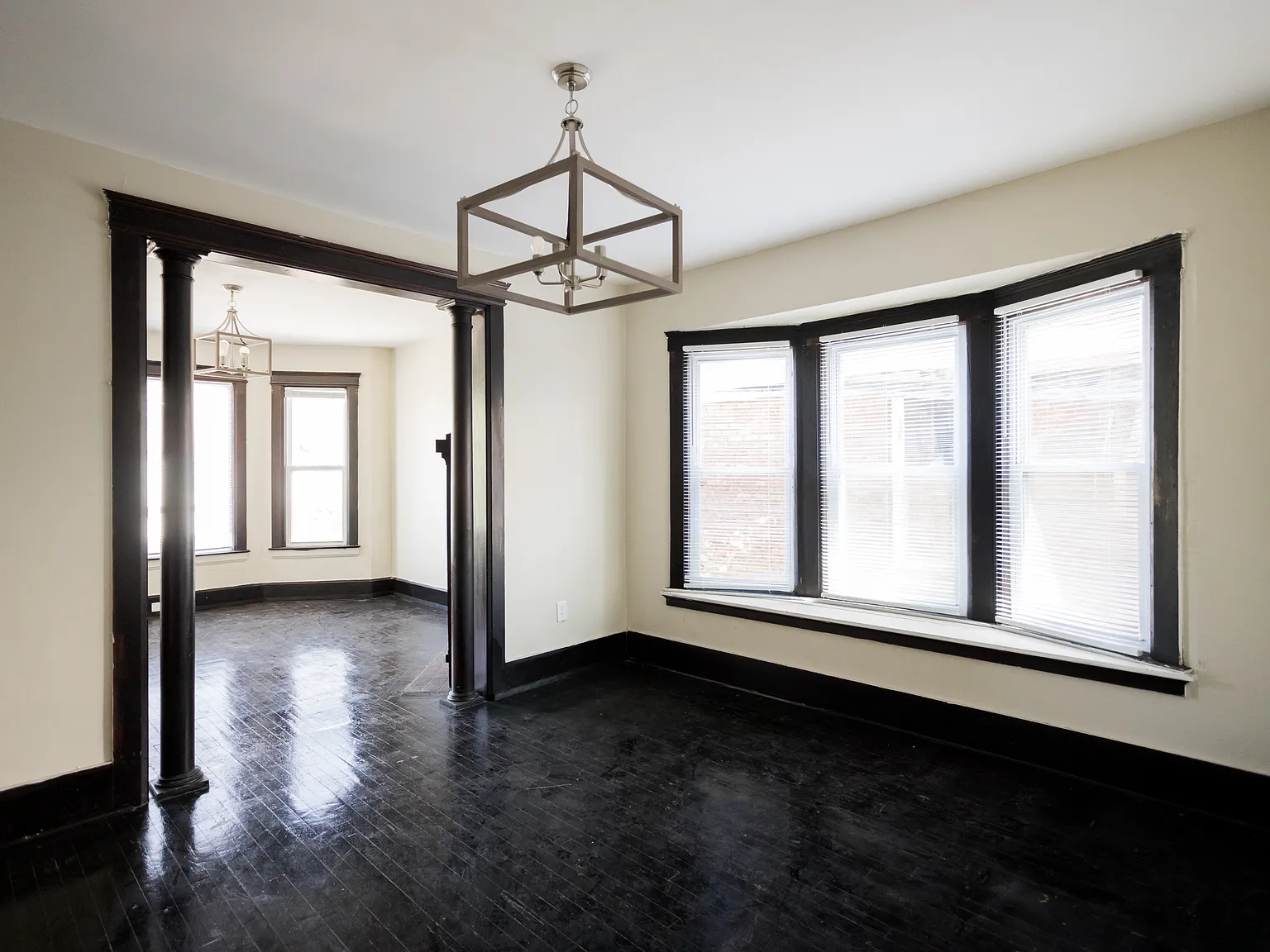 2 bed, 900 sqft, $1,395 — Photo 1