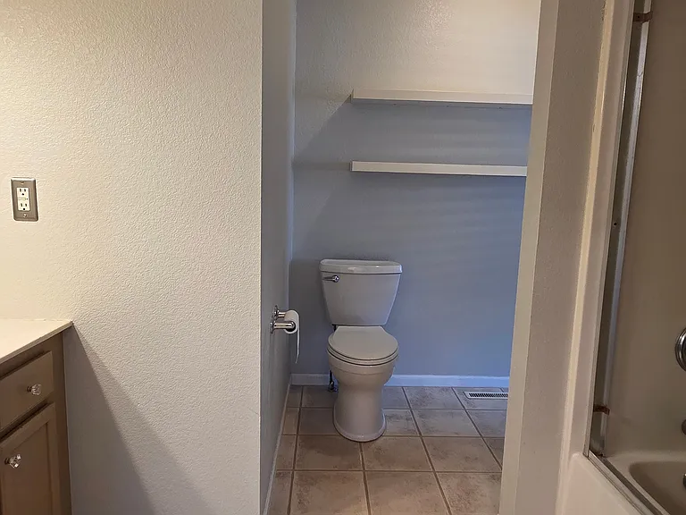 4287 Trumpeter Dr SE — Photo 15
