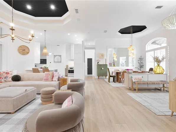 8920 Lely Island CIR, NAPLES, FL 34113