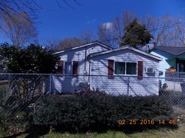 1916 Bolton St, North Charleston, SC 29406