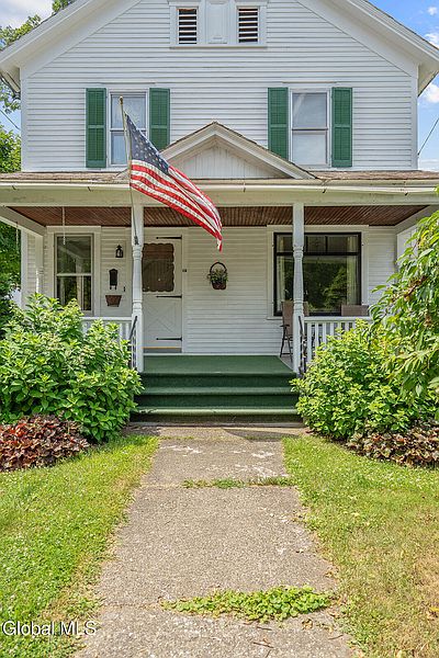 5th image of 12 Gilmore Avenue