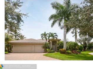 390 Mallard Dr, Weston, FL 33327