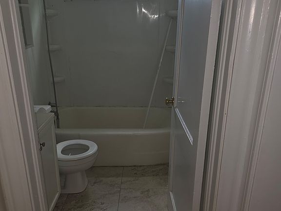 2nd image of 115 La Rosa Ln #115