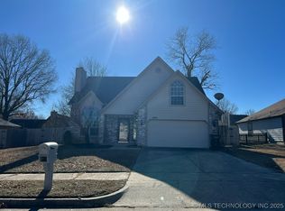 4209 W Toledo St, Broken Arrow, OK 74012