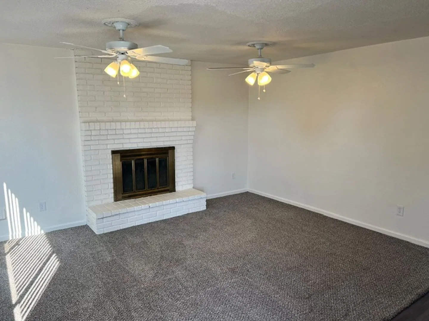 5716 Camp St — Photo 2