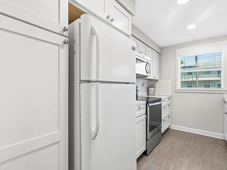 2440 SW 22nd Ave #703 — Photo 13