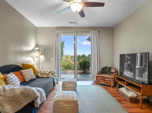 5831 Lupine Ln APT 114, Madison, WI 53718
