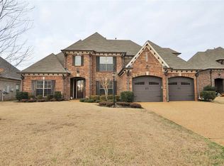25 Misty Meadows Cv, Oakland, TN 38060