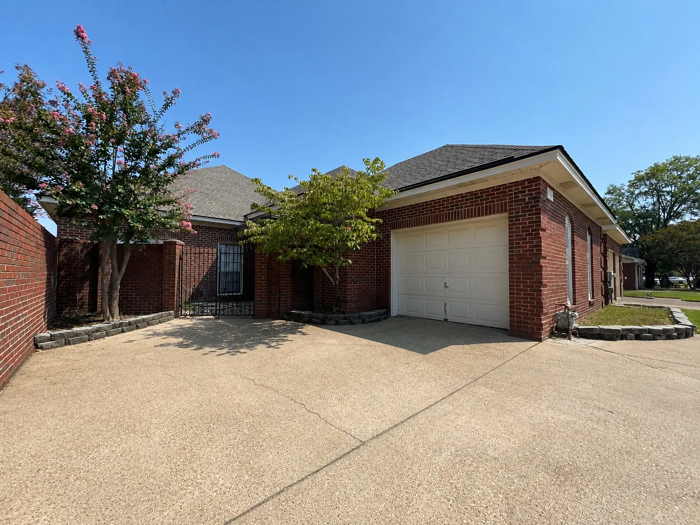 6121 Bell Road Mnr — Photo 2