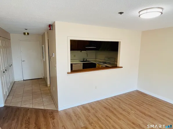 707 Mix Avenue #42, Hamden, CT 06514