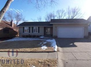 1508 Aztec Cir, Sioux City, IA 51104