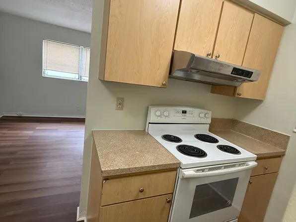 317 N 61st Terr., 317 N 61st Ter APT 6, Hollywood, FL 33024