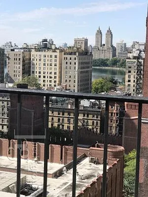 Rented by Hecht Group | media 16