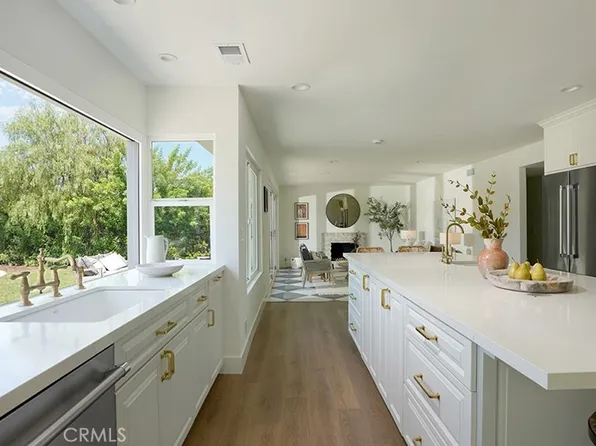 361 S Yorkshire Cir, Anaheim, CA 92808