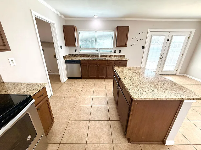 1530 Richland Hills Dr — Photo 11