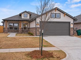 3305 Piney River Dr, Yukon, OK 73099