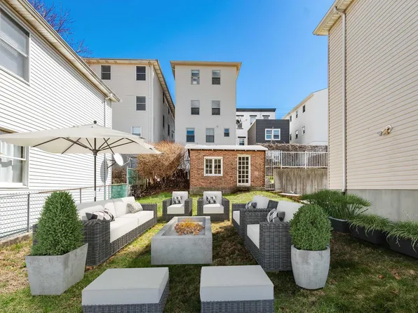 304 Terrace Avenue image 1 of 22