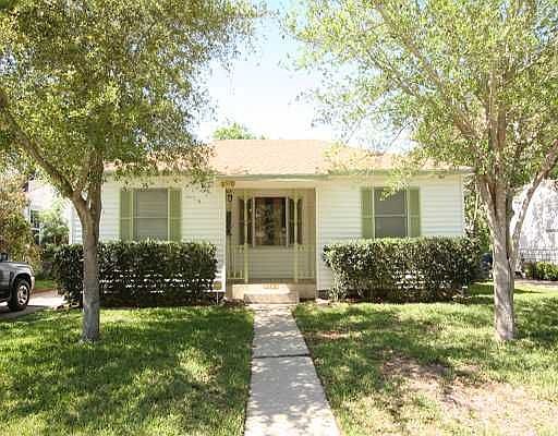 1st image of 1034 Ponder St