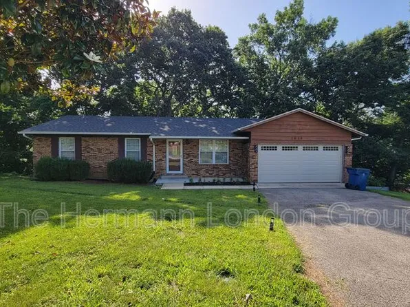 2018 San Pedro Dr, Arnold, MO 63010
