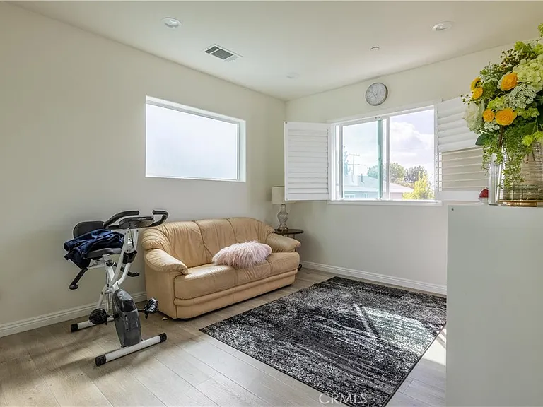 12751 Hazel Ave — Photo 18