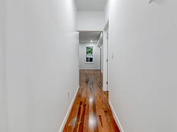 37 Logan Avenue image 22 of 30