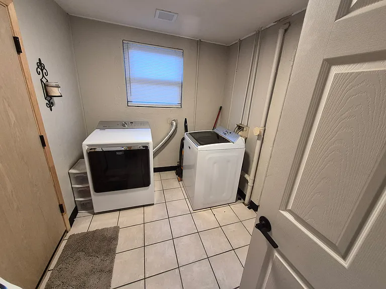 3325 Cardenas Dr NE — Photo 16